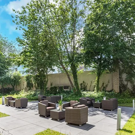 Acora Living The - 4*